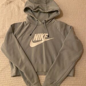 Nike Cropped Hoodie